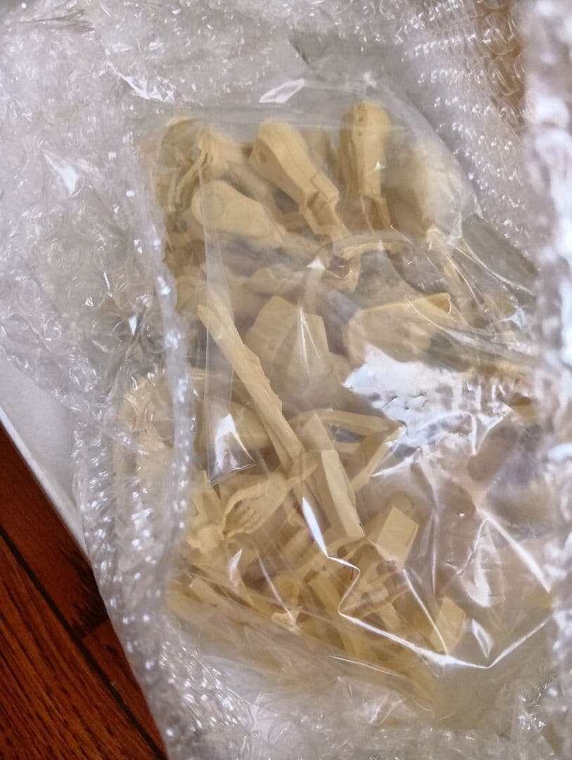 ワークショップキャスト　1/100レッドミラージュ＆フレームユニット