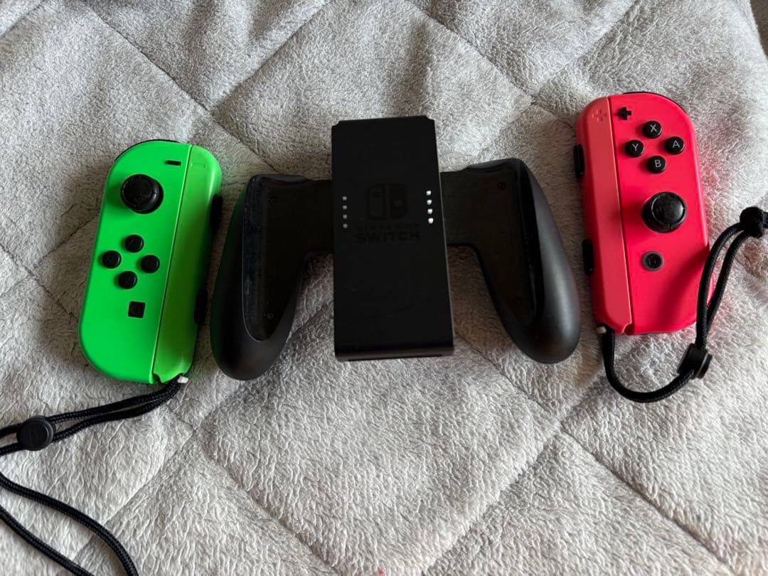 NintendoSwitch 本体 グリーン・レッド・ピンク・イエロージョイコン