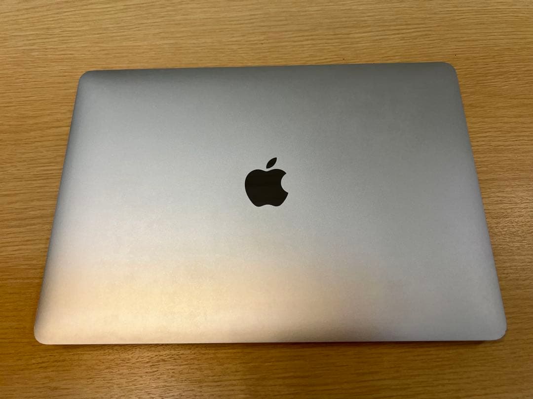 Apple MacBook Air 16GB/256GBシルバー 本体
