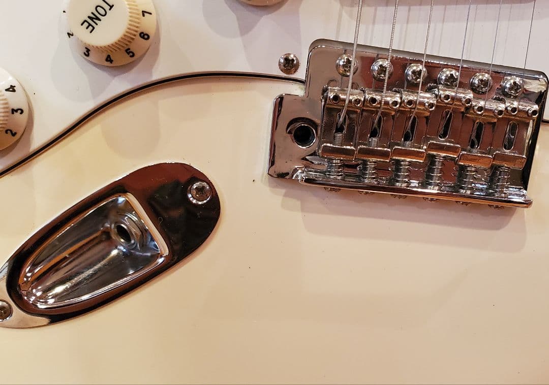 ジミヘン仕様！ストラトキャスター ギター 右利き ゴトーペグ付き！