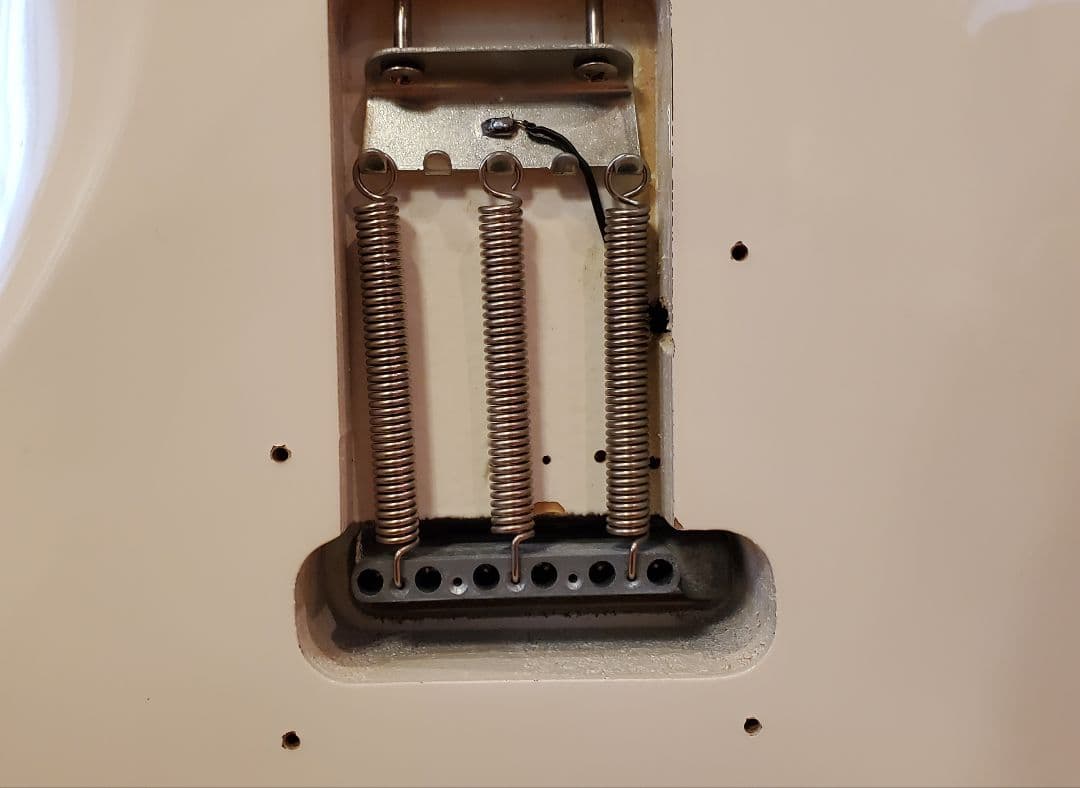 ジミヘン仕様！ストラトキャスター ギター 右利き ゴトーペグ付き！