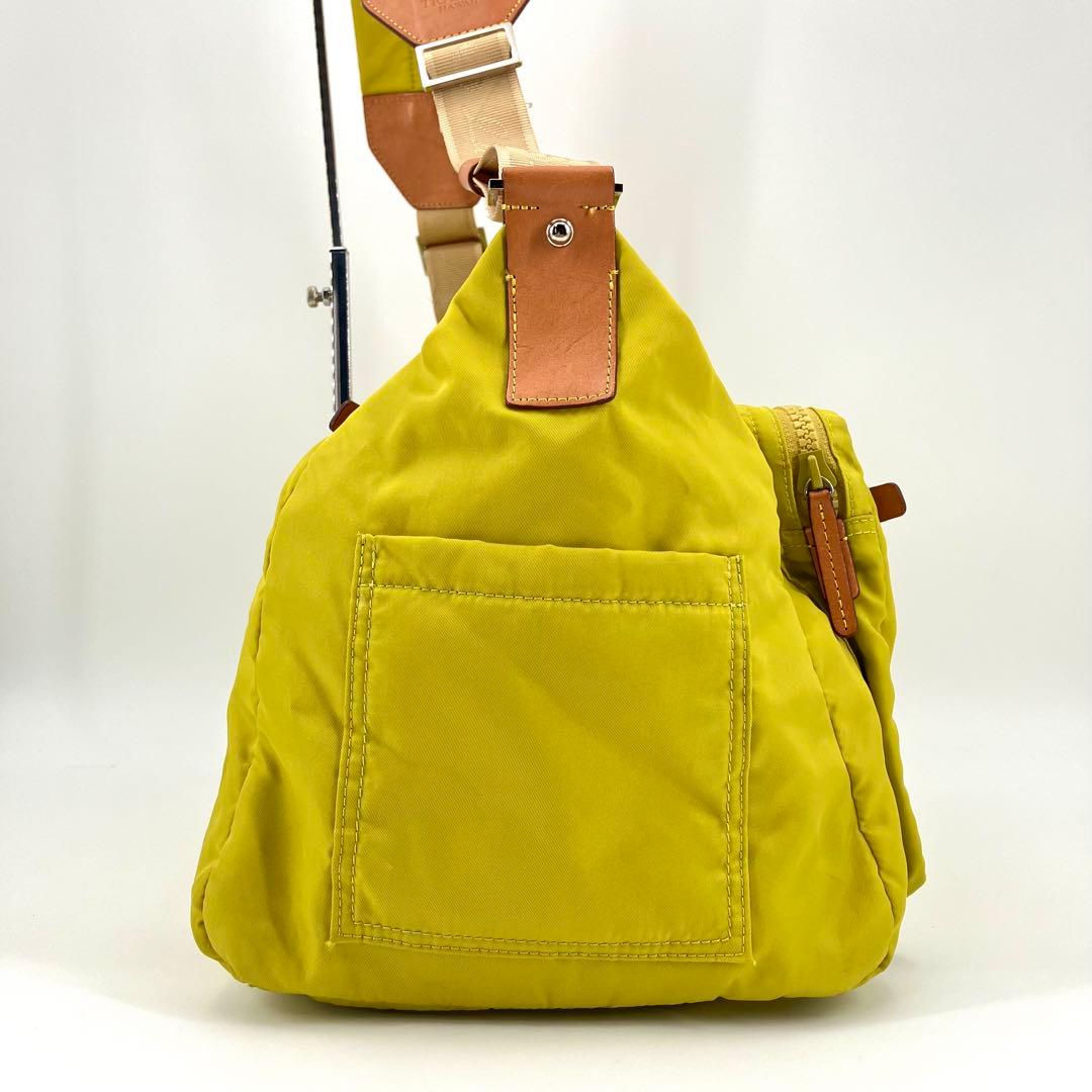 ラナイトランジット 2way ボストンバッグ ハンド 収納多数 大容量 イエロー