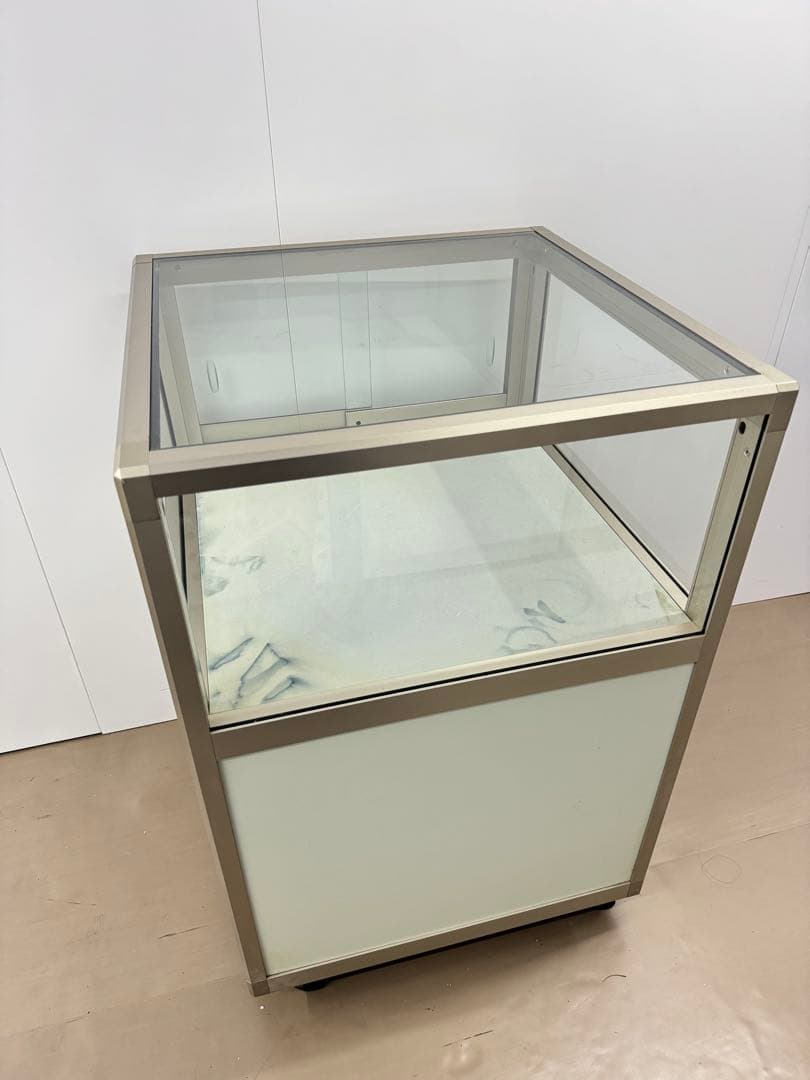 店舗用ショーケース