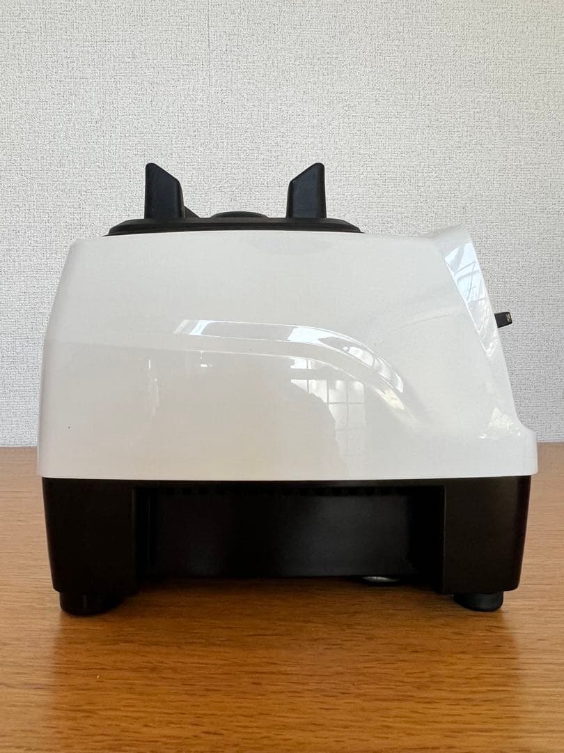 Vitamix ホワイトミキサー 10段階調整　ドライコンテナ付　2020年製