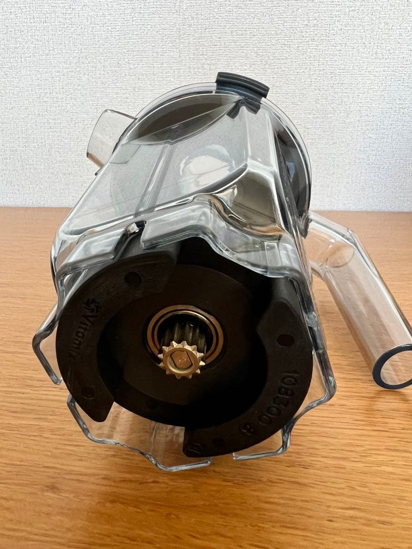 Vitamix ホワイトミキサー 10段階調整　ドライコンテナ付　2020年製