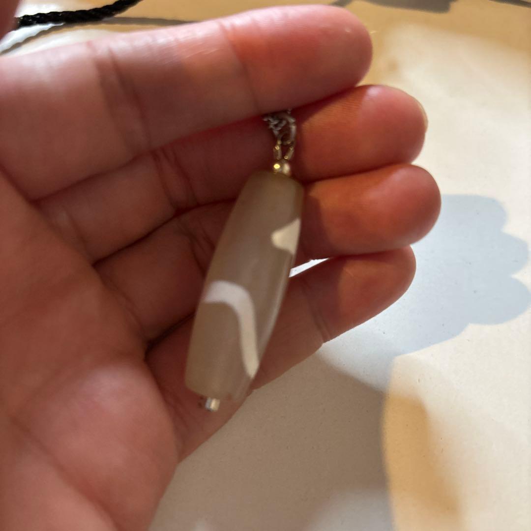 悪いことがなくなってきてる！天珠を一つは持ちたい！綺麗な白蛇白天珠さま！綺麗！