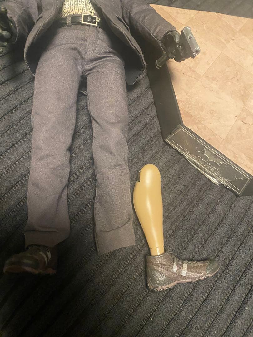 ジョーカー 銀行強盗/2.0版 ホットトイズ ムービー マスターピース