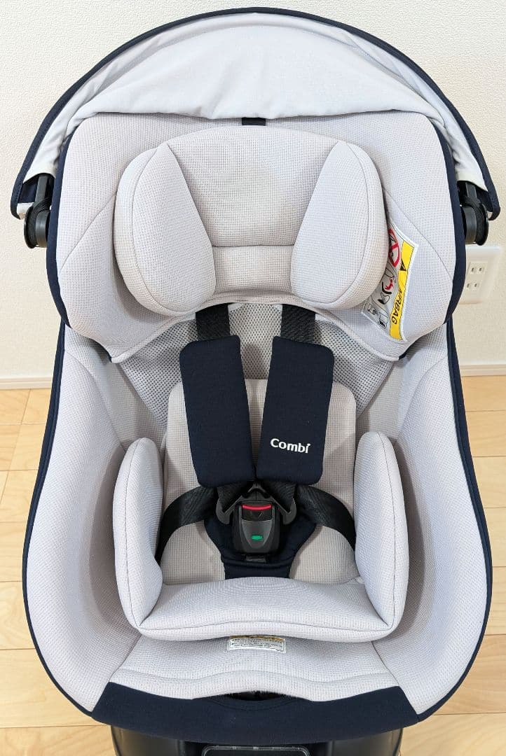 コンビ クルムーヴ スマート Light ISOFIX 新生児 チャイルドシート