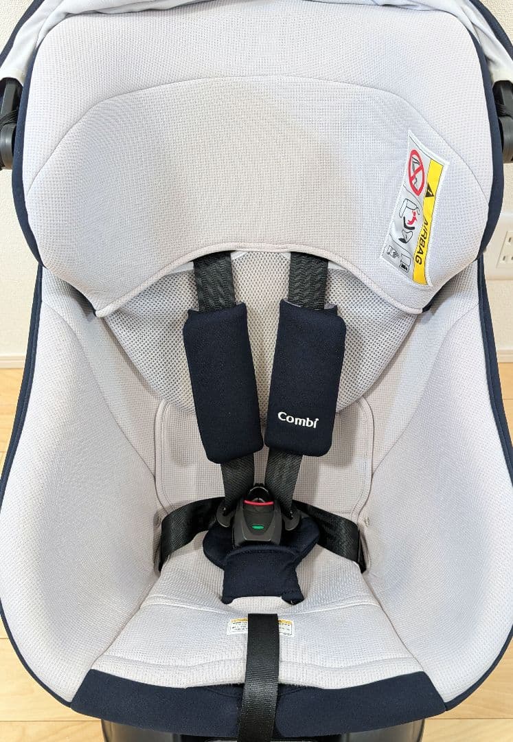 コンビ クルムーヴ スマート Light ISOFIX 新生児 チャイルドシート