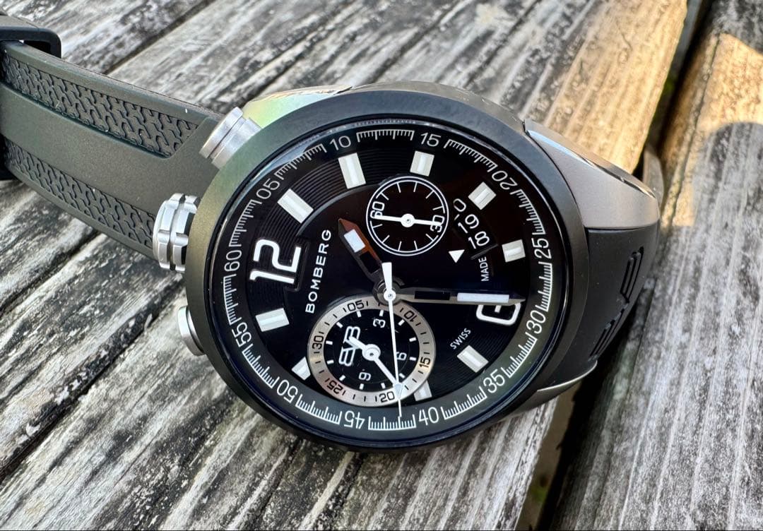 BOMBERG ボンバーグ クォーツ クロノグラフ 腕時計