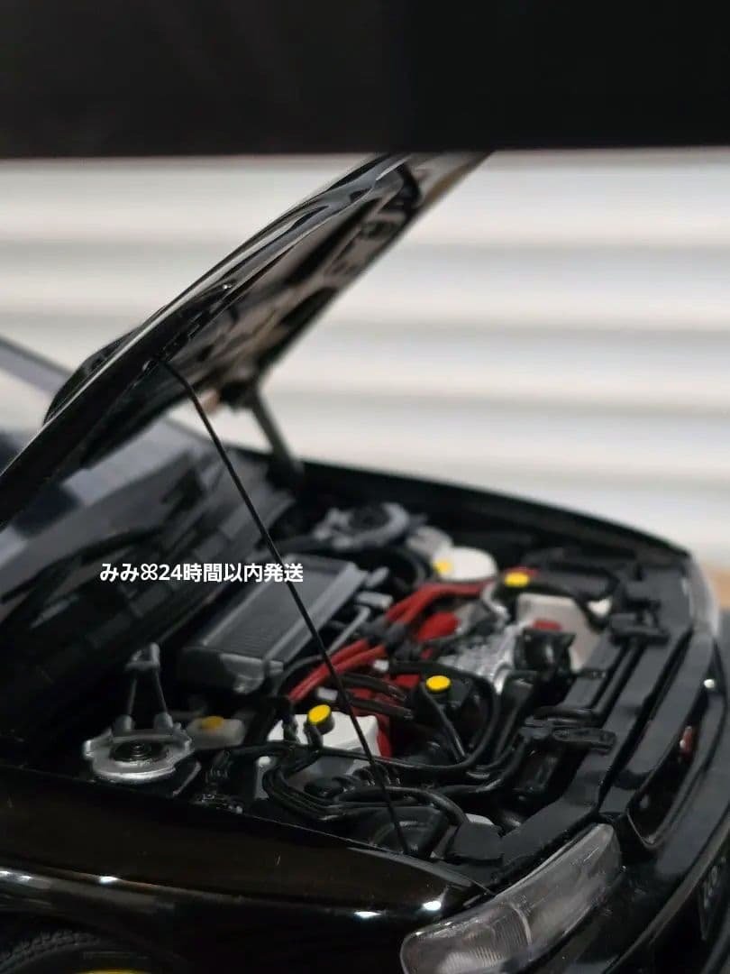 【世界限定モデル22B】SUBARU Impreza sti 22B 1/18