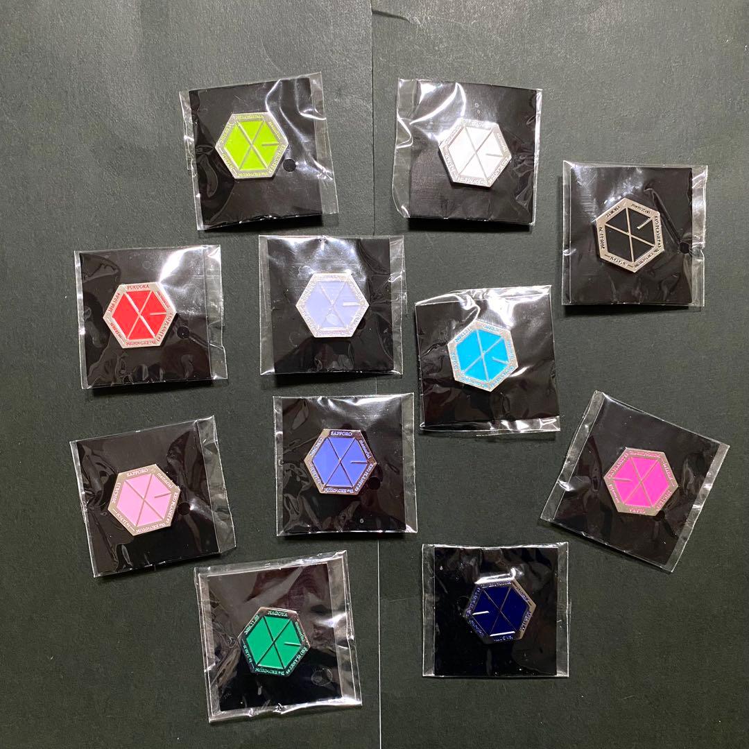 新品・EXO・2016年 PLANET#3ツアー 公演別ピンバッジ 11個セット