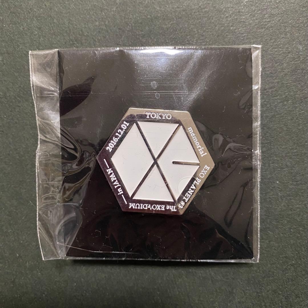 新品・EXO・2016年 PLANET#3ツアー 公演別ピンバッジ 11個セット