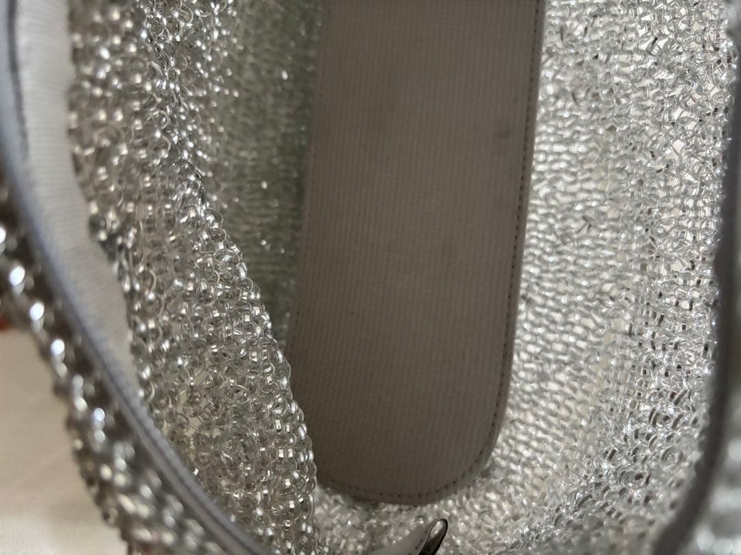 アンテプリマ　コンフェット　ミディアム　シルバー