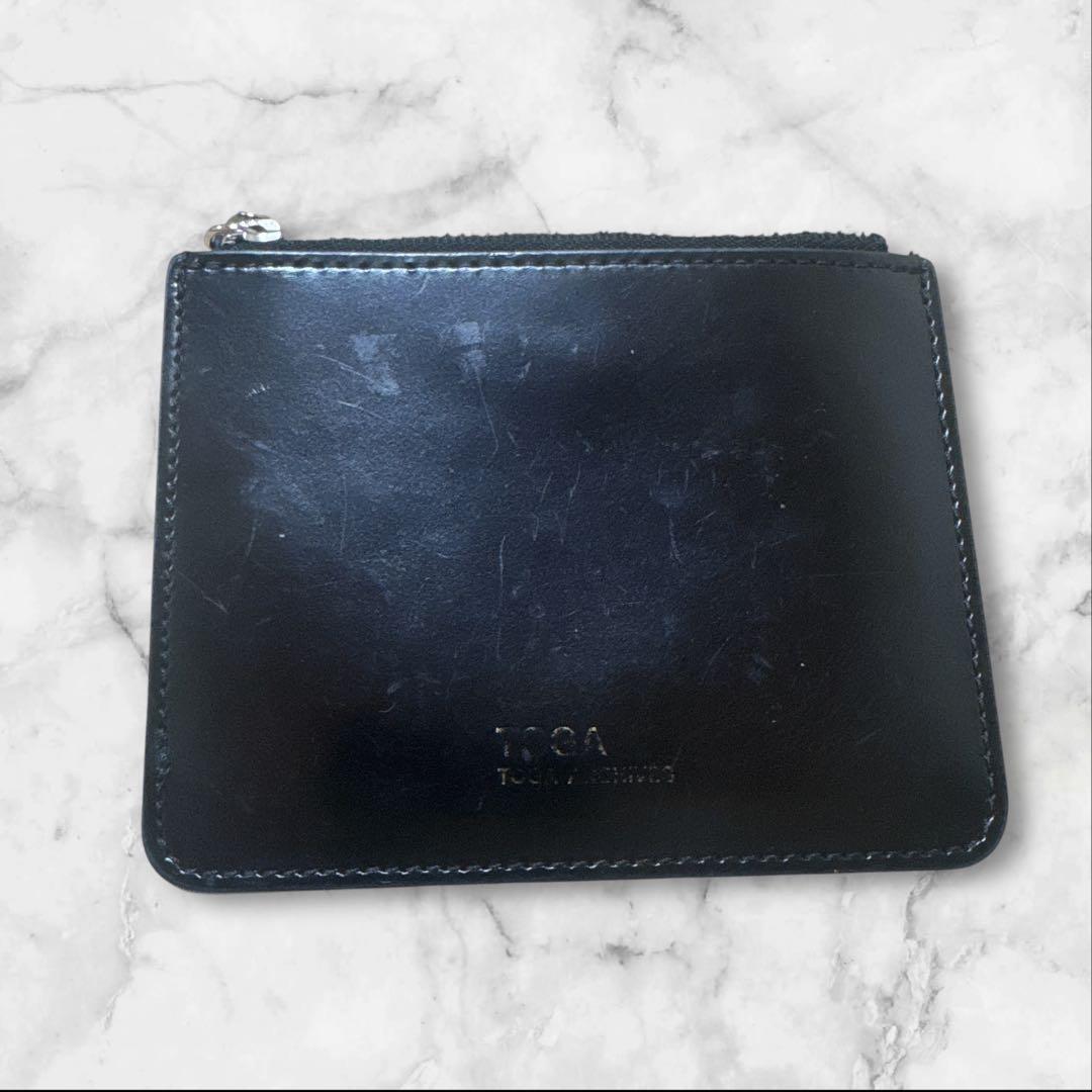 トーガ　アチーブス　ブラックレザー ケース　スタッズ