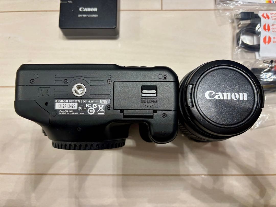 Canon EOS Kiss X4 デジタル一眼レフカメラキット美品