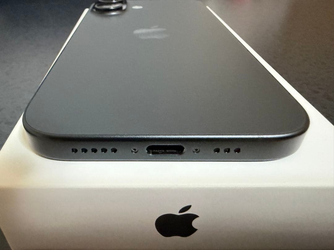 iPhone16 128gb ブラック