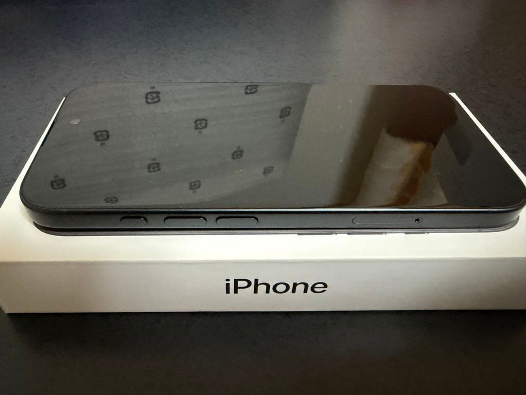 iPhone16 128gb ブラック