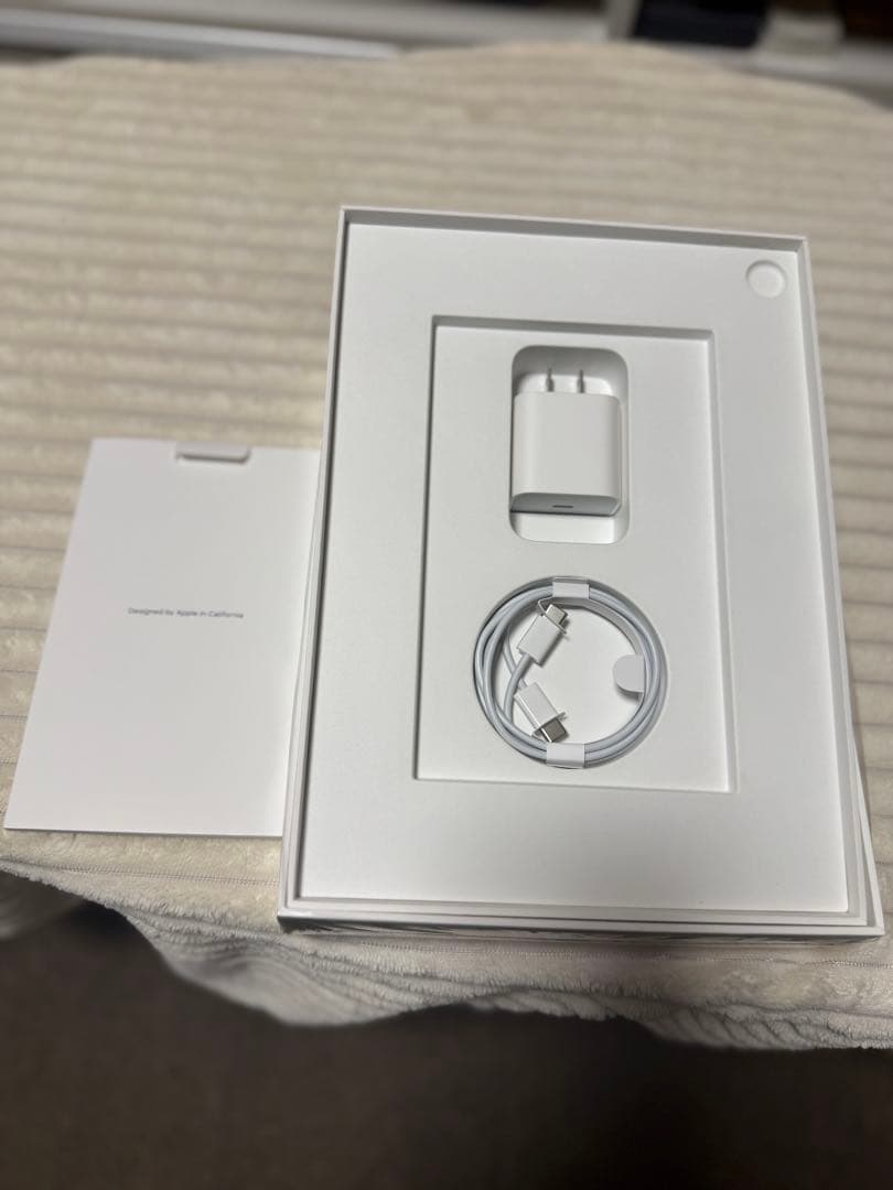 【美品】iPad Air 第5世代　スペースグレイ　Wi-Fiモデル　 64GB