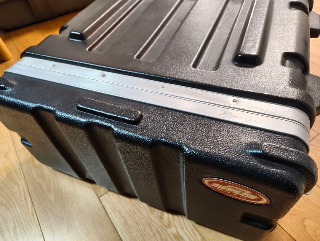 SKB 4U ラックケース