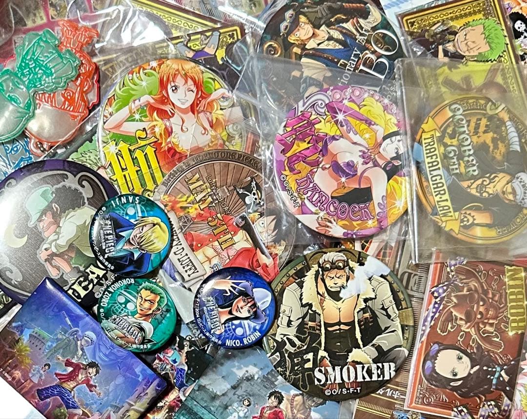 ワンピース　缶バッジ　他　まとめ売り
