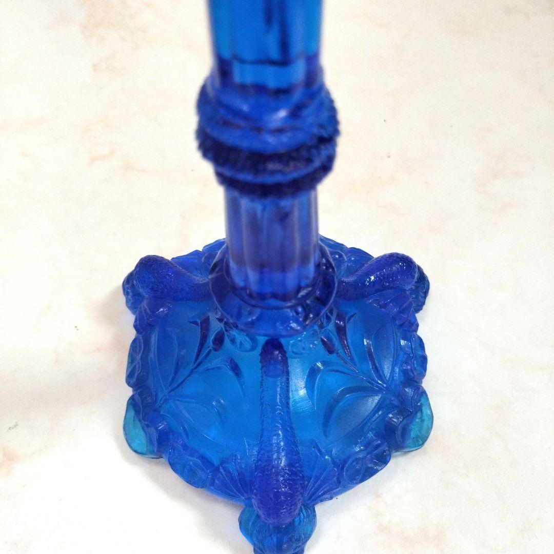 キャンドルスタンド　青いガラスのキャンドルホルダー　コバルトブルー　アンティーク