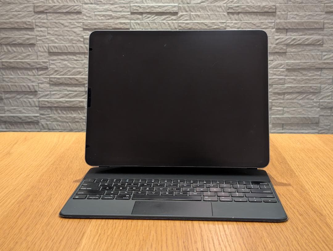 iPad Pro 12.9 (第3世代) 256GB マジックキーボード