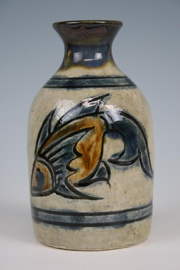 壺屋焼 人間国宝 金城次郎 作 魚文長徳利