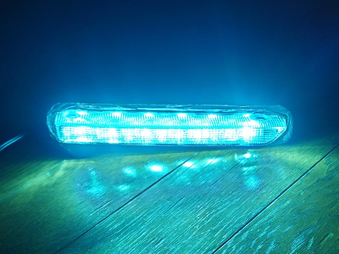 トヨタ ライズ LEDスタイリッシュビーム【アイスブルー】