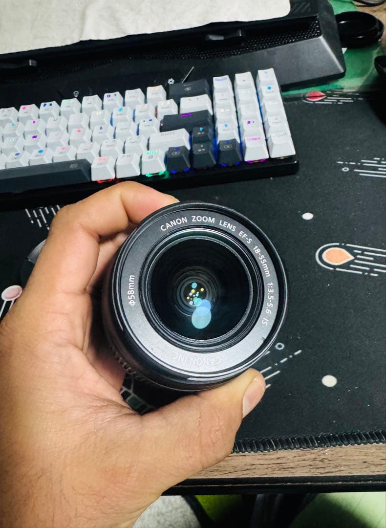 極美品Kiss X4 18-55mm + 50mm単焦点 + フード付フルセット