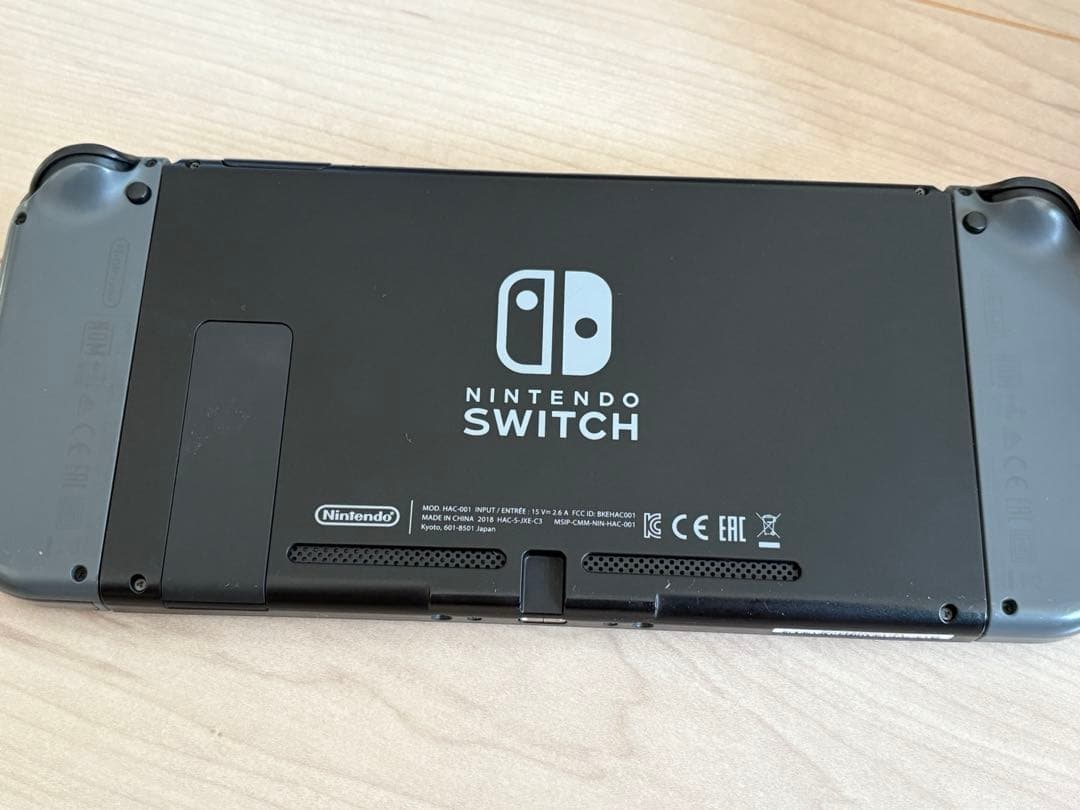 2018年新品購入美品 Nintendo Switch 本体 グレー 付属品あり