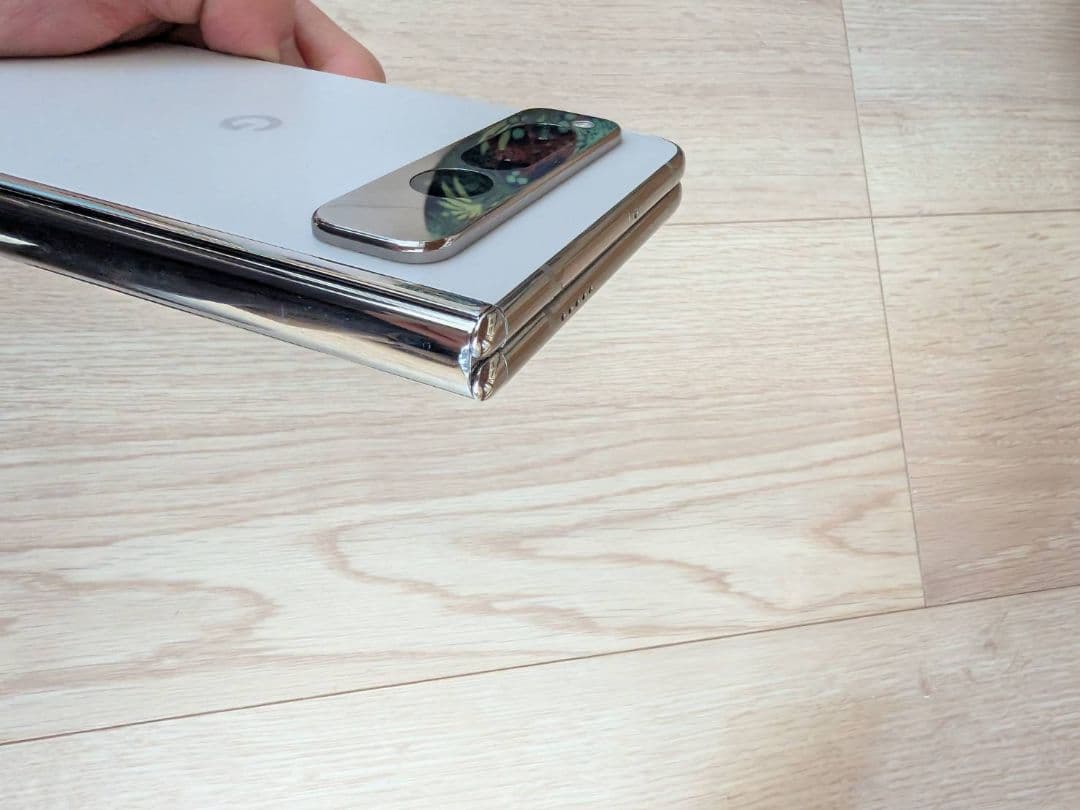 J*n様 Pixel Fold ジャンク