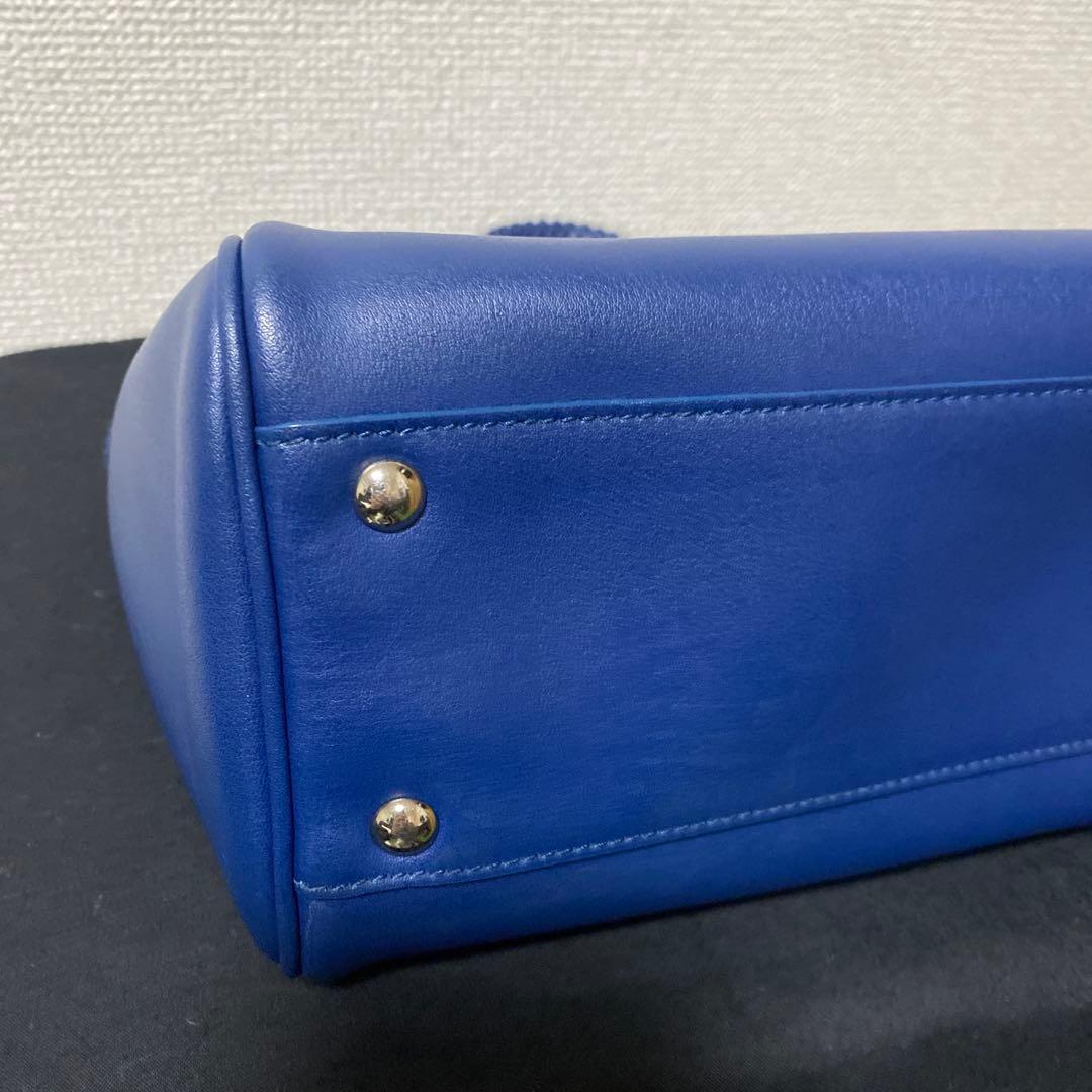 サルヴァトーレフェラガモ ノリータ ハンドバッグ ネイビー