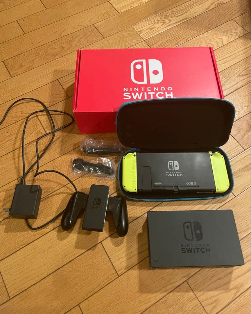 Nintendo Switch 本体 黄／黄　Joy-Con
