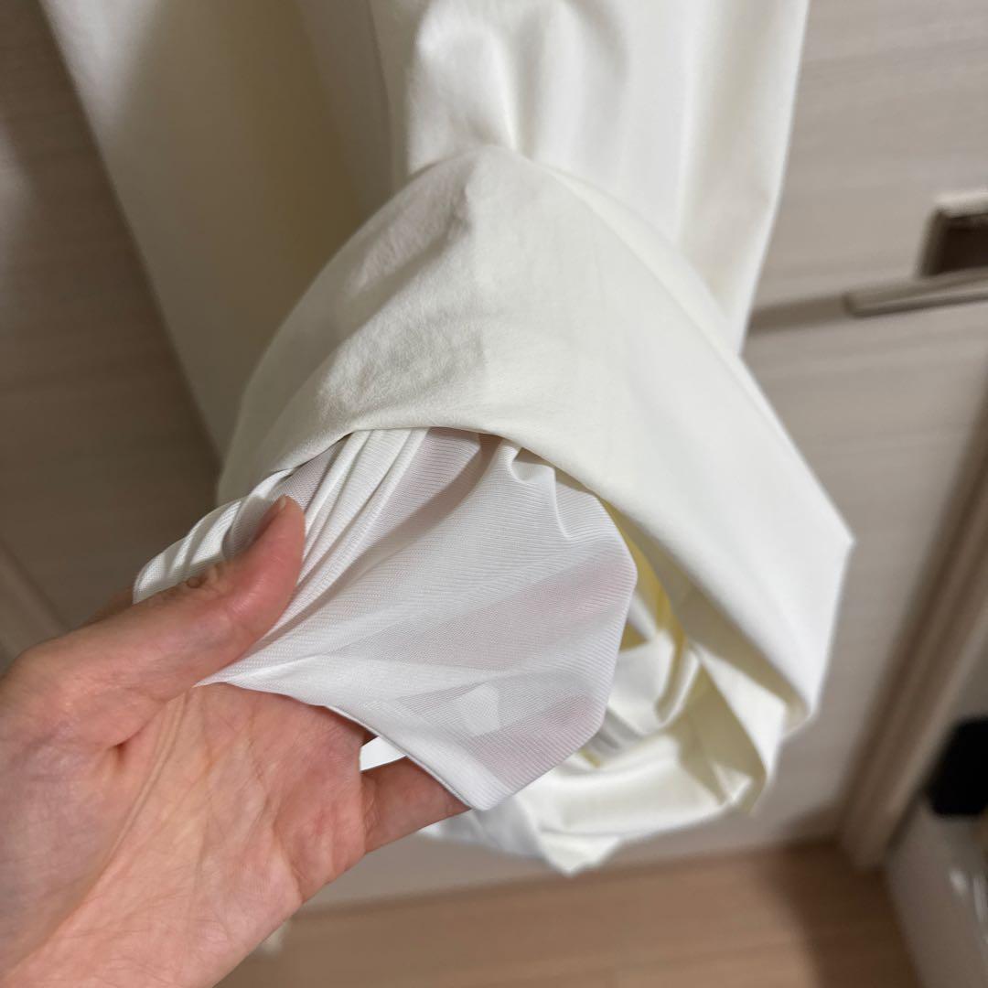 新品ブルーレーベル　ホワイト ガウチョパンツ ポケット付き