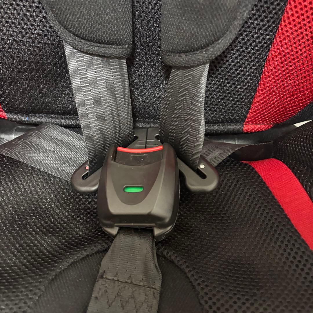 combi コンビ　ジョイトリップ エアスルーＧＧ　レッド ジュニアシート　赤