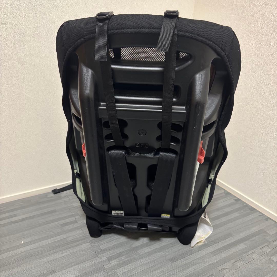 combi コンビ　ジョイトリップ エアスルーＧＧ　レッド ジュニアシート　赤