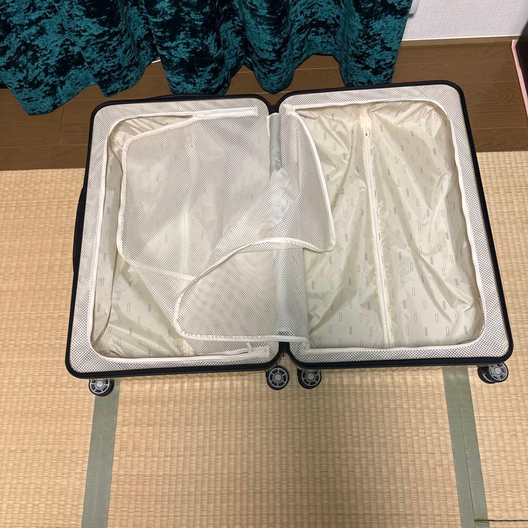 リモワ サルサエアー キャリーケース ライムグリーン 80L 4輪