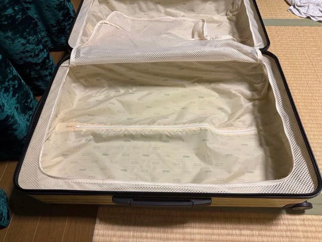 リモワ サルサエアー キャリーケース ライムグリーン 80L 4輪