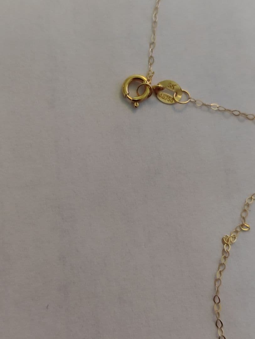 18k サウジアラビアの金。 黒のクローバーペンダントネックレス