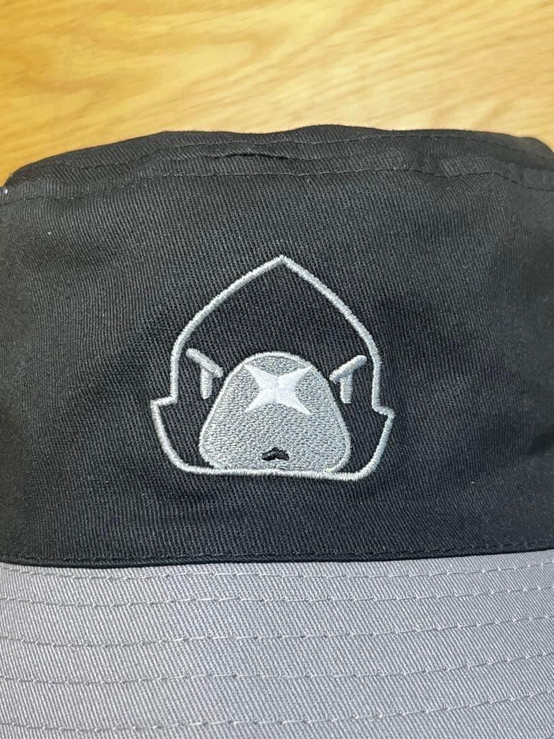 y()oクロウの帽子とバイロンのキーホルダーのみ