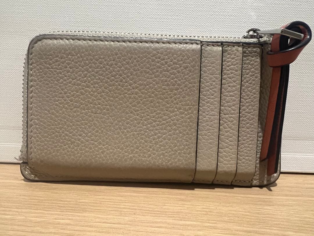 ロエベ　カードホルダー