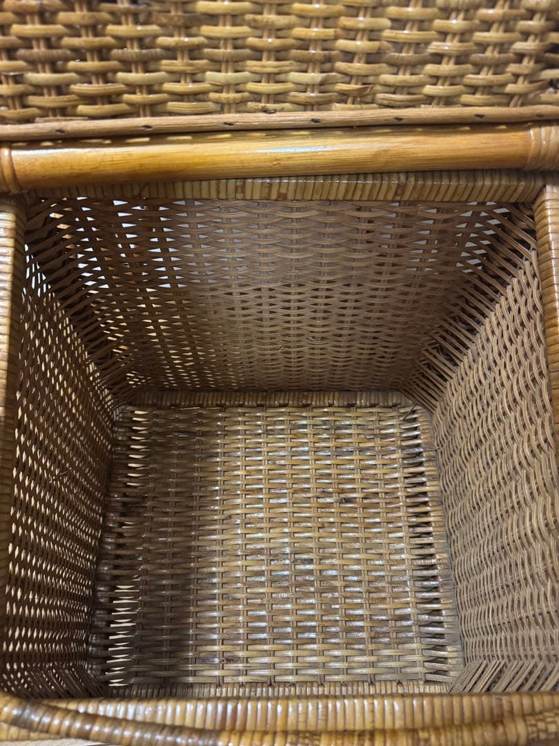 ラタン　脱衣籠　ラック　収納　家具　アンティーク　アジアン　ワゴン　レトロ