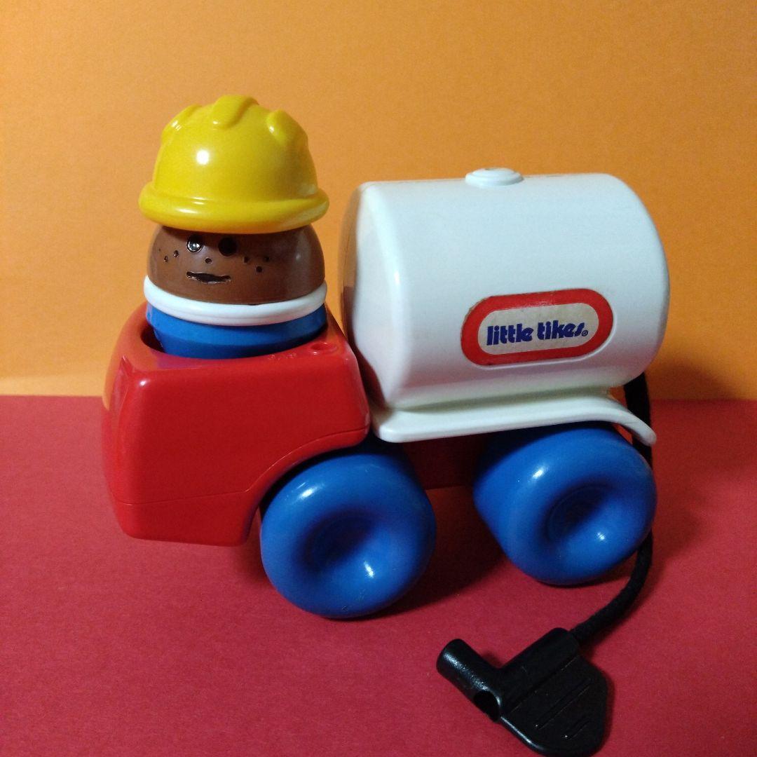 トドルトッツ　リトルタイクス　タンクローリー　作業員　働く車　トイストーリー