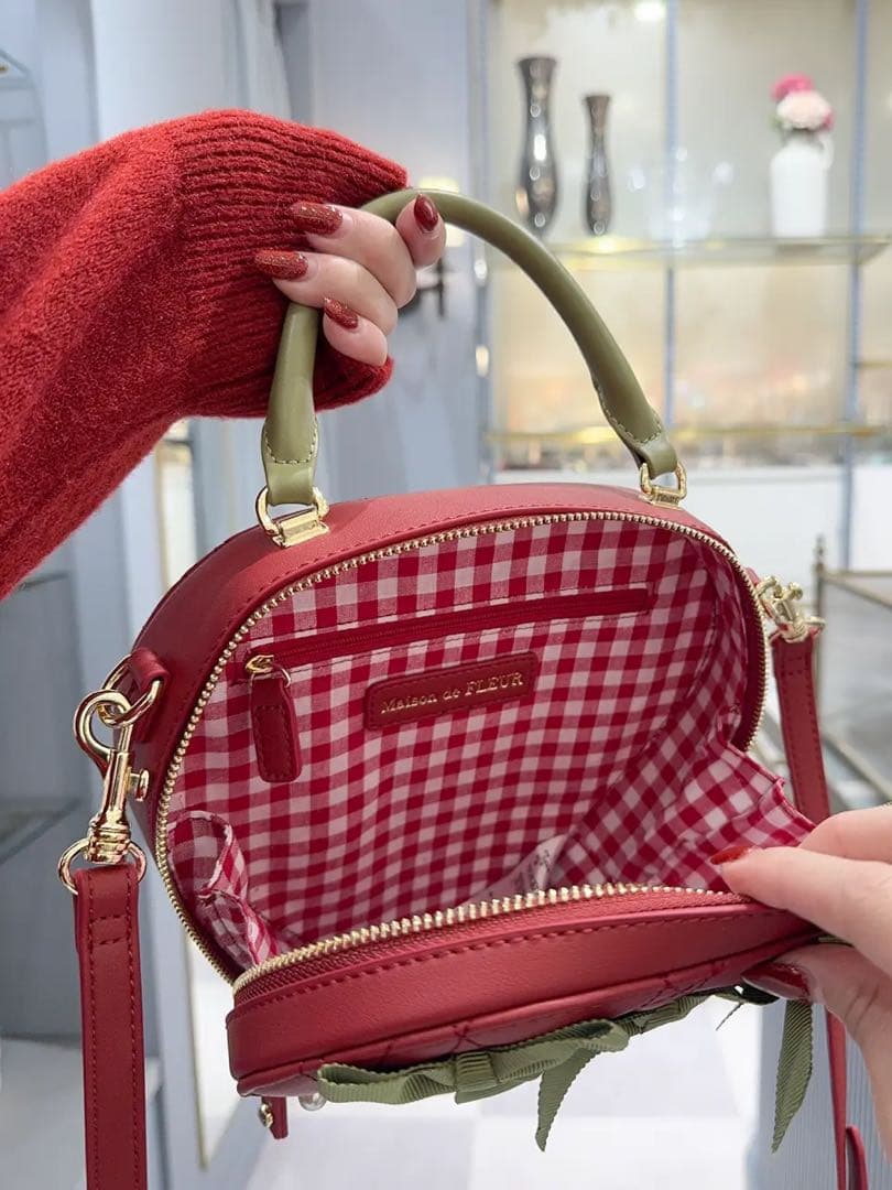 新品タグ付き★メゾンドフルール★今季いちごショルダーバッグ2wayオンライン完売