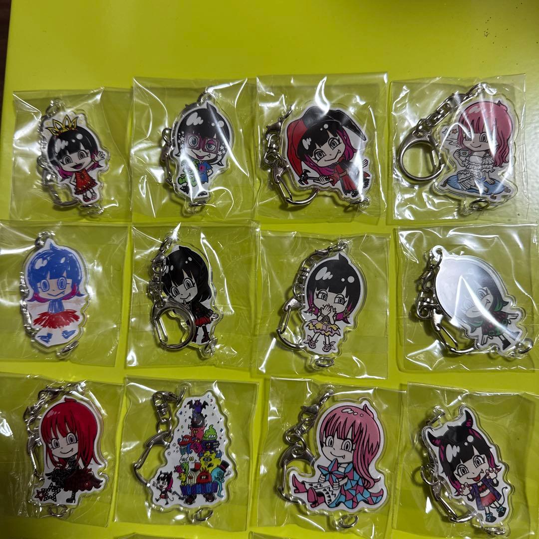 新品未開封　LiSA LADYBUG アクリルキーホルダー 全18種セット