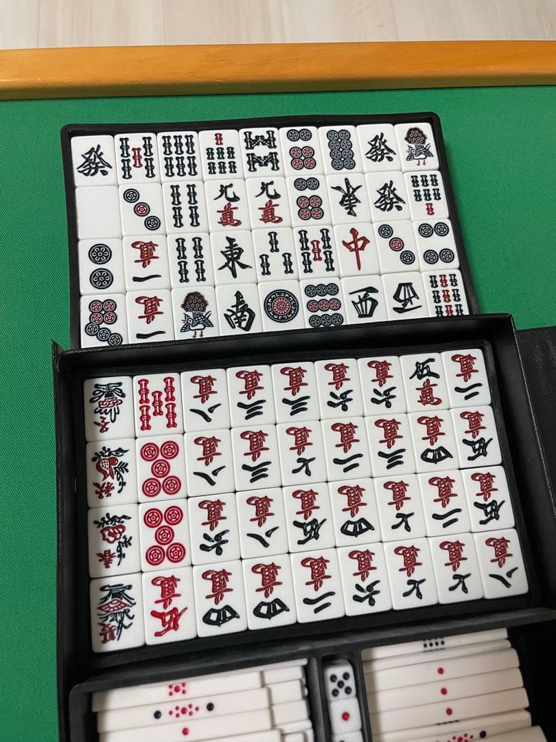 麻雀　折りたたみ式　雀卓　麻雀牌　セット