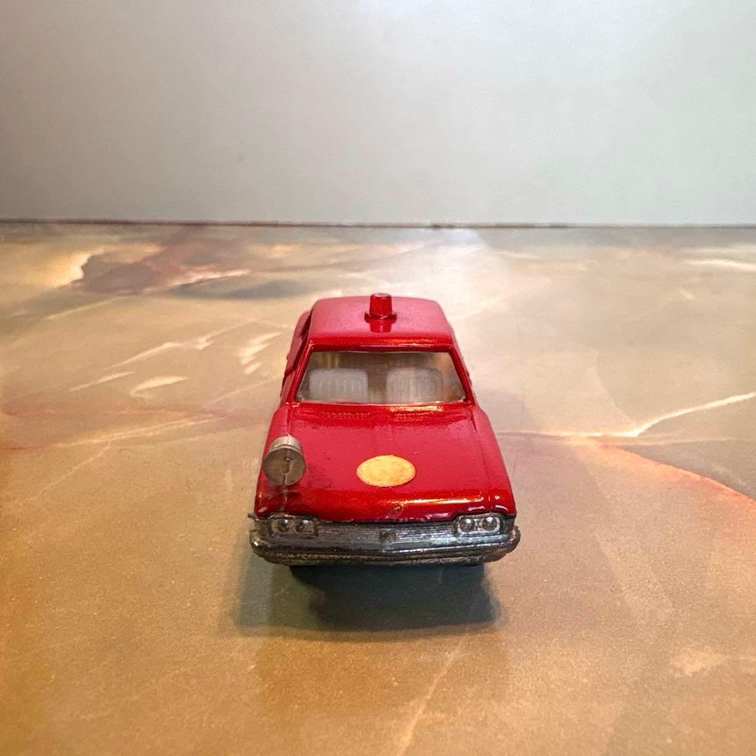 トミカNO.27 トヨタクラウンファイアチーフカー 日本製 1Aホイール