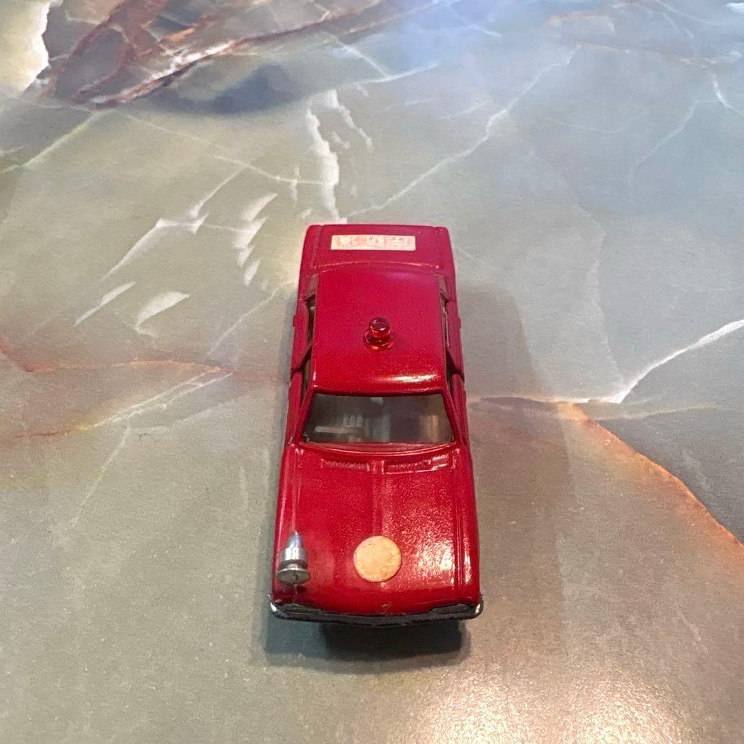 トミカNO.27 トヨタクラウンファイアチーフカー 日本製 1Aホイール