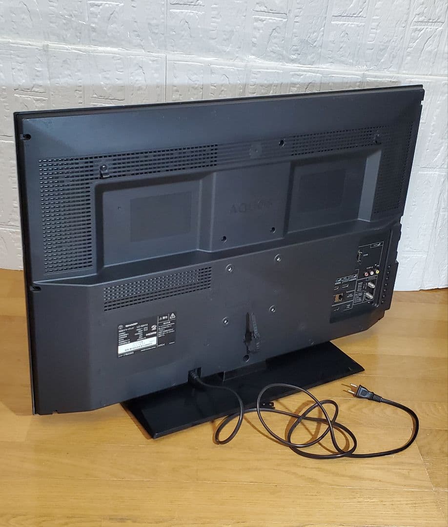 シャープ 　AQUOS 　32型　液晶テレビ 　ブラック 　HDMI　家電品